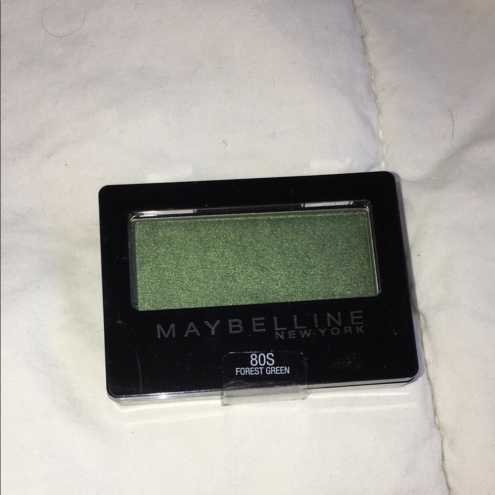 Maybelline green eyeshadow